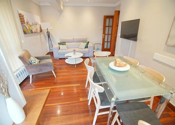 Piso Grande Y Luminoso En El Casco Viejo De Apartamento Bilbau