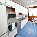 Piso Grande Y Luminoso En El Casco Viejo De Apartamento *